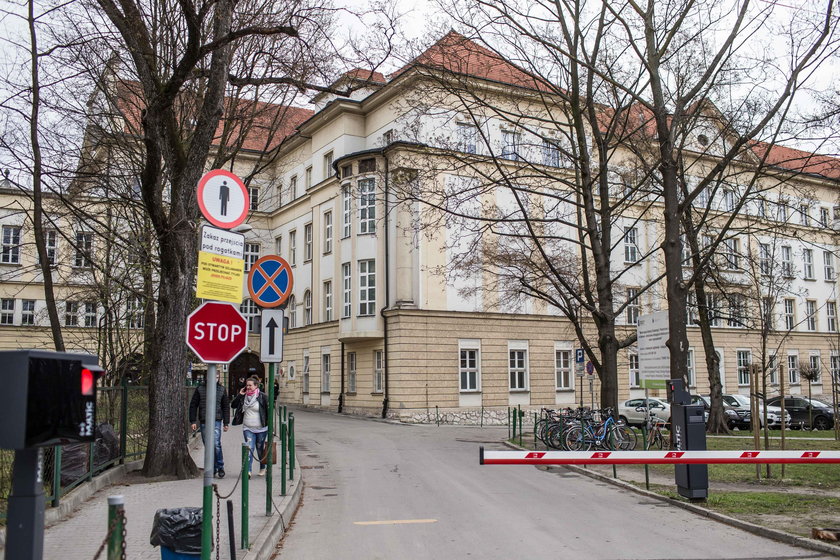 Szpital Uniwersytecki w Krakowie dostał sprzęt od WOŚP