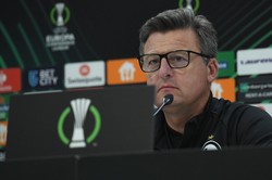 Kosta Runjaic: Na papierze piłkarze AZ Alkmaar są silniejsi niż my, ale tylko na papierze