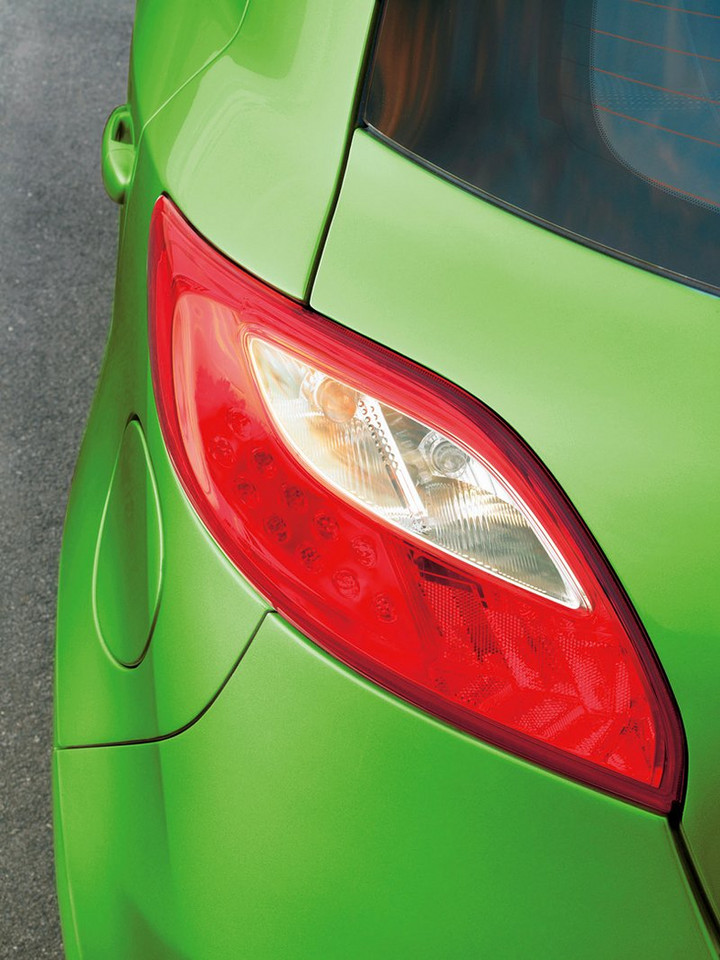 Nowa Mazda2: green car pod każdym względem (wideo)