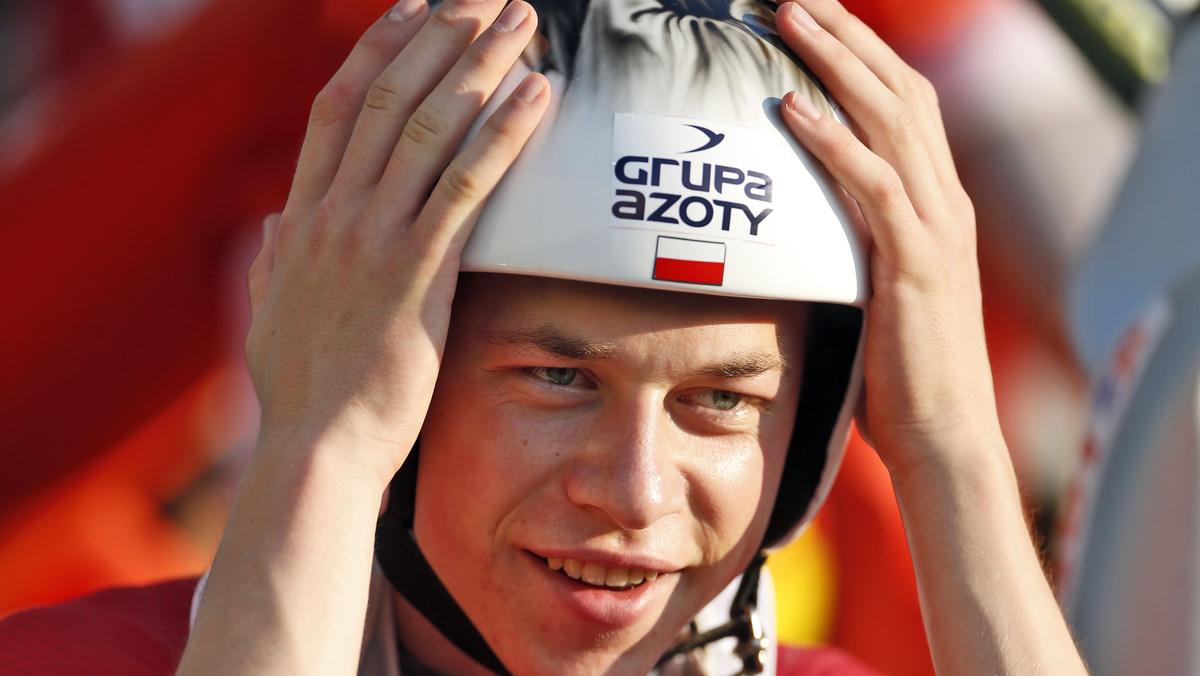 Aleksander Zniszczoł i Klemens Murańka uzupełnili skład reprezentacji Polski na finał Letniej Grand Prix w skokach narciarskich w Klingenthal (3-4 października) - poinformował Polski Związek Narciarski na swojej stronie internetowej.