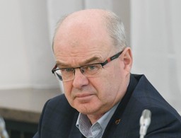 Gen. Skrzypczak: Liczę, że MON nie zacznie budować dróg [ROZMOWA]