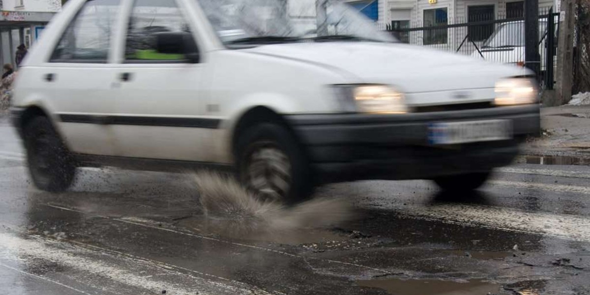 auto, samochód, dziura,