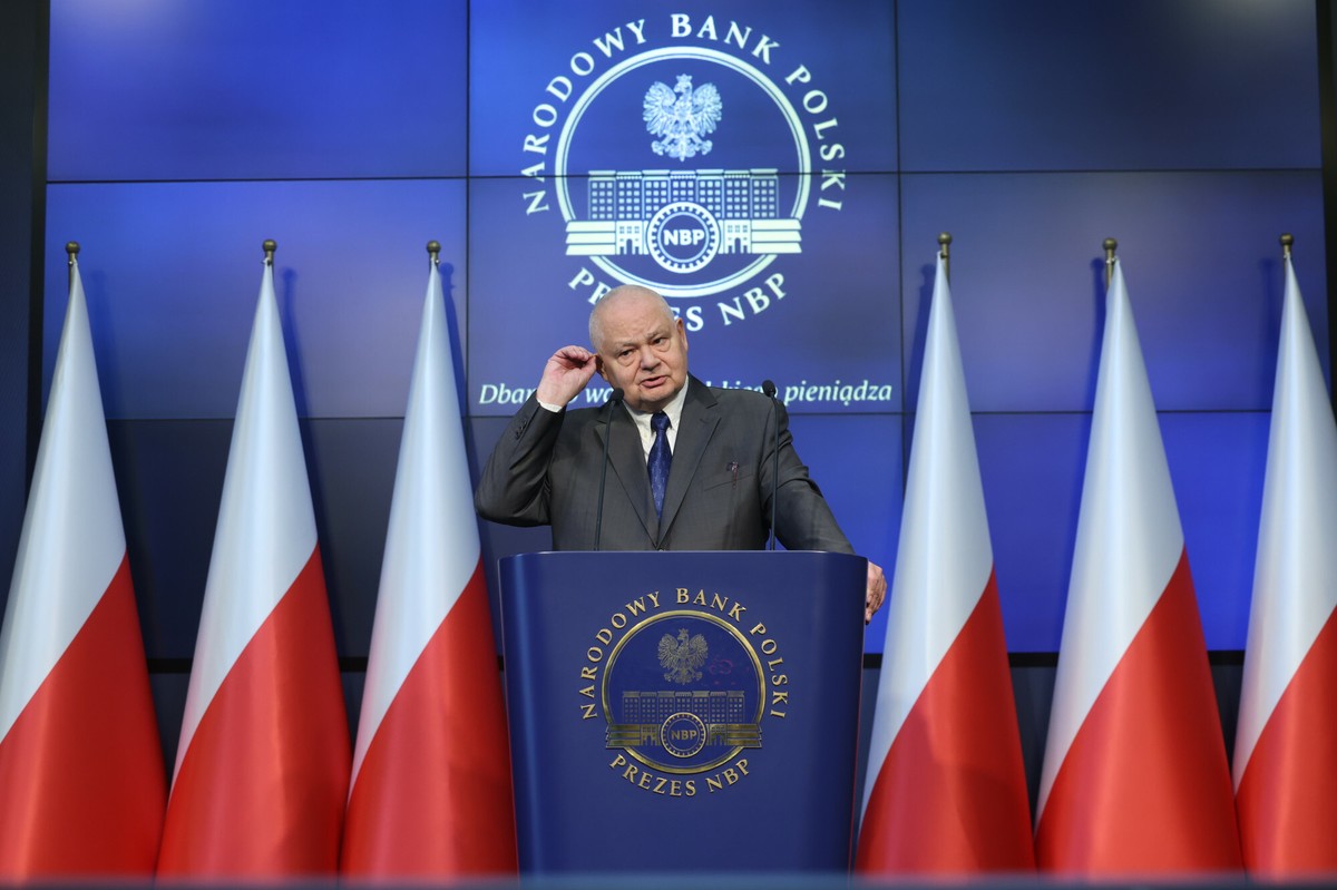 Adam Glapiński wprost o skróconym czasie pracy. Wspomniał też o pracujących Polkach