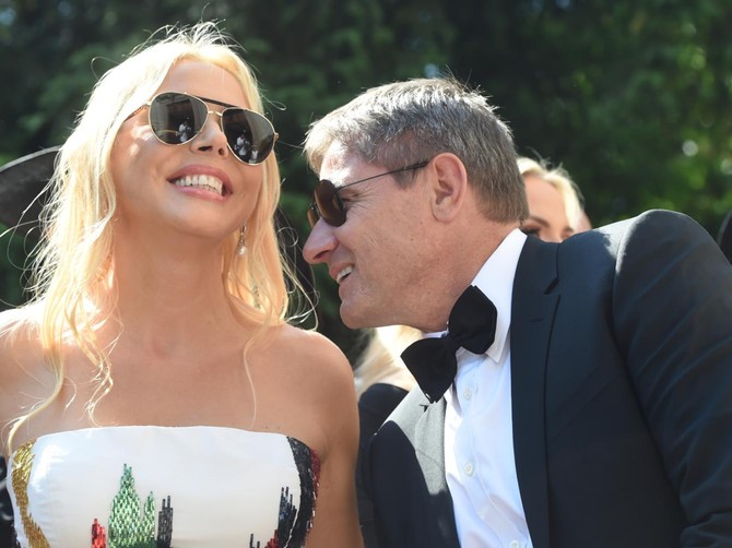 Snežana i Dragan Stojković na venčanju ćerke Anje Valente 2018. u Beogradu, njihova mlađa ćerka udala se za francuskog automobilistu Huga Valentea