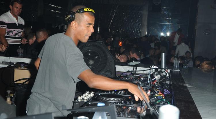 DJ Erick Morillo performs at LiFE Nightclub's grand opening on August 23, 2014 in Las Vegas, Nevada
