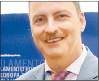 Parlament Europejski toleruje nepotyzm