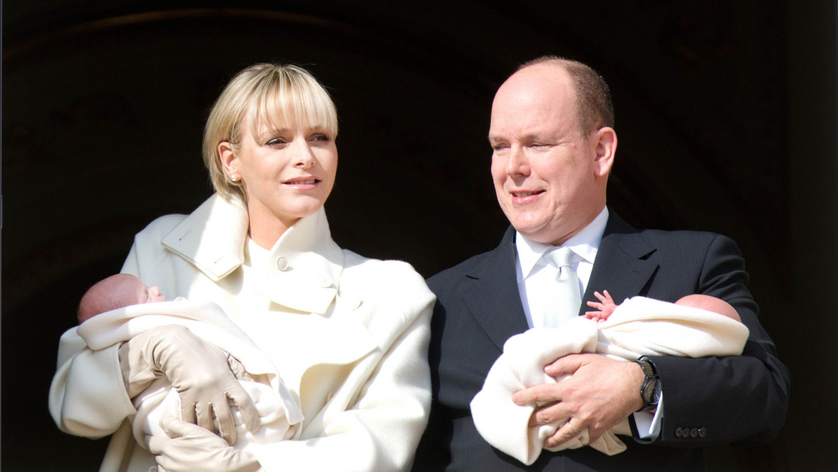 Książę Albert II i księżna Charlene z Monako ochrzczą swoje dzieci, bliźnięta Jacquesa i Gabriellę, w najbliższą niedzielę. Oto szczegóły królewskiej ceremonii w Monako!