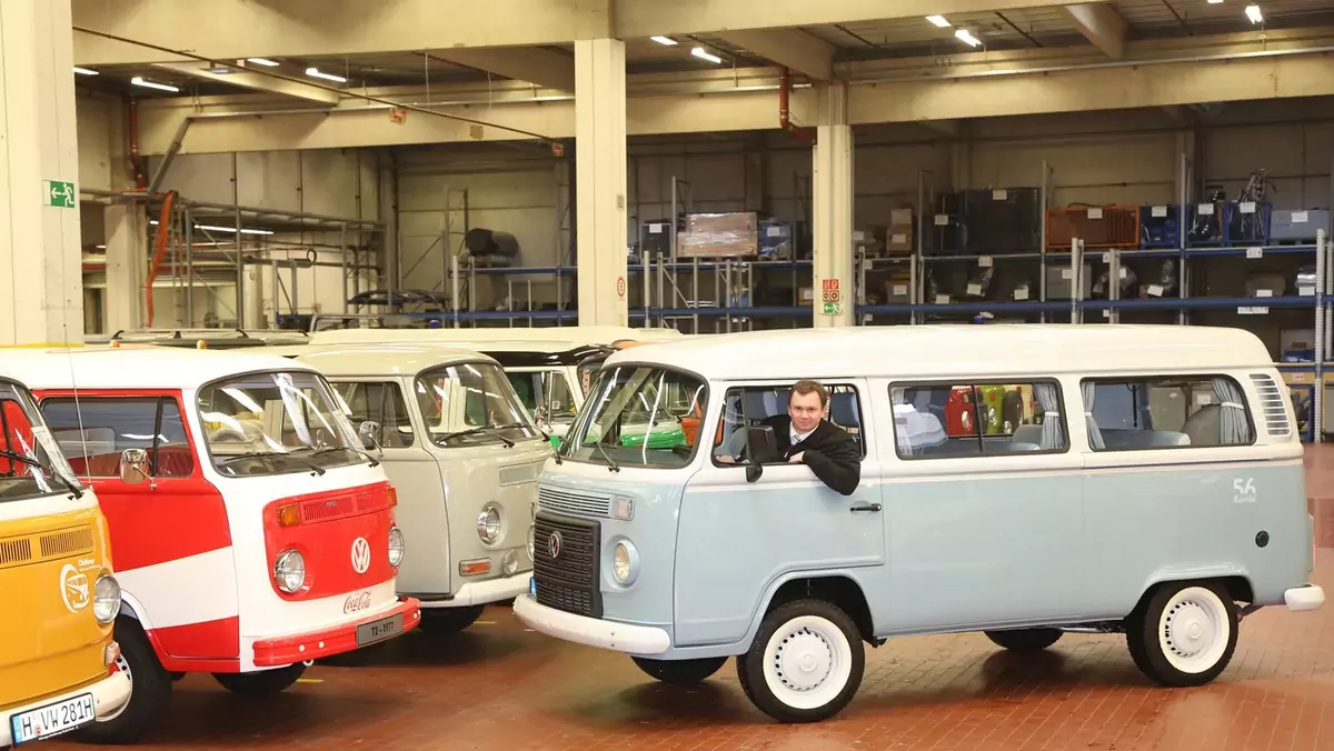 Volkswagen T2 Kombi 56 anos - Kombi Last Edition