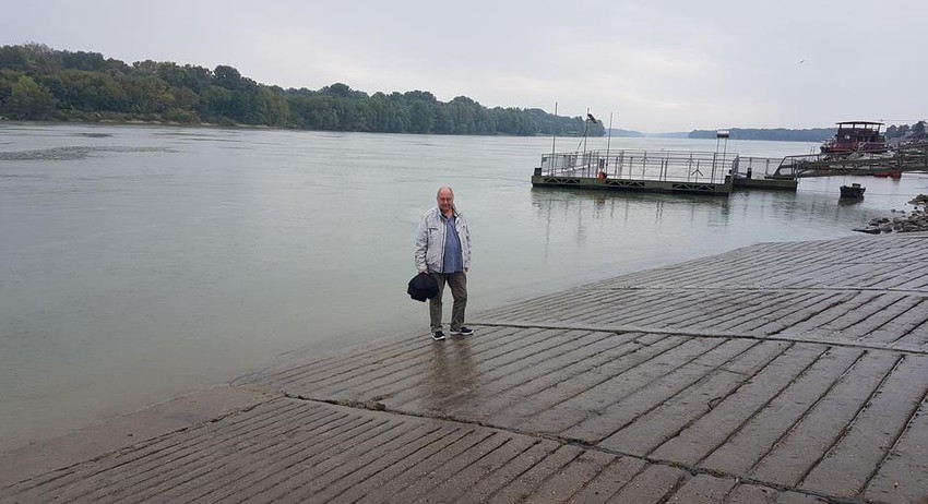 Ekehard Valter na mestu kod Mohača gde je ušao u hladan Dunav