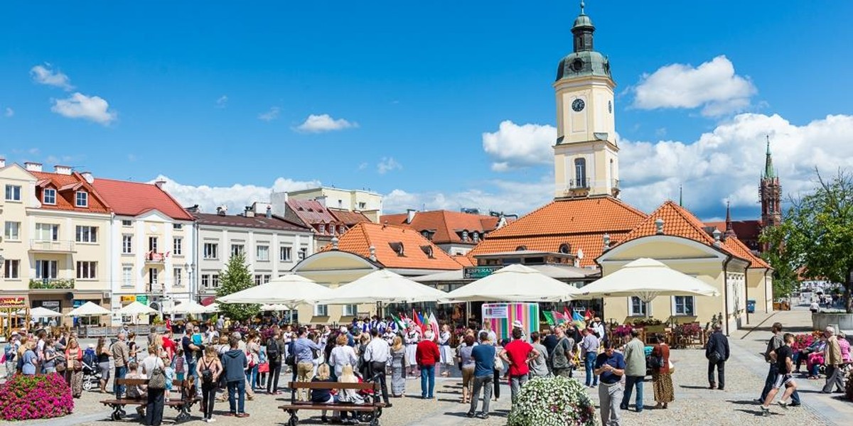 Na Rynku Kościuszki stanęła wielka scena