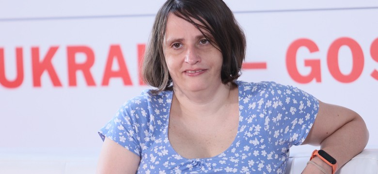 Autorka bestsellerowych kryminałów o zbrodni z czasów PRL. Mroczny klimat chwyta za gardło