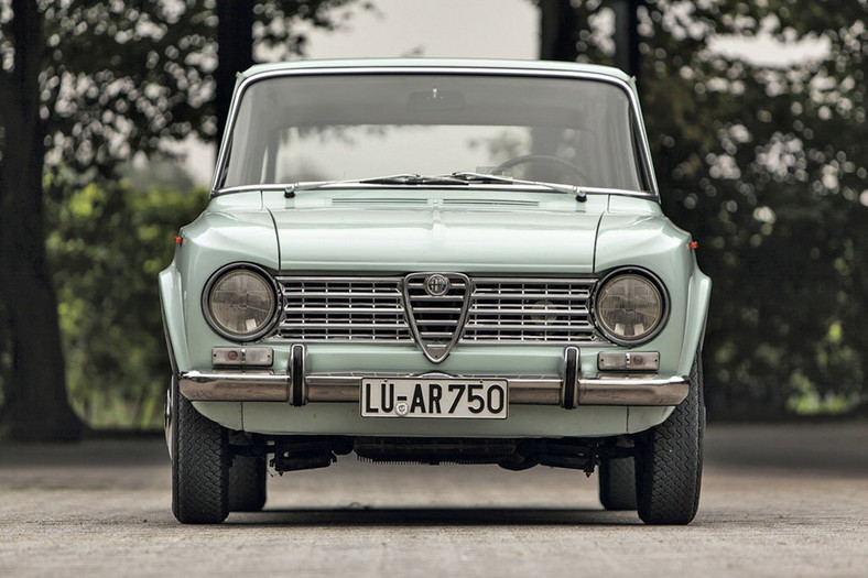 Alfa Romeo Giulia 1300 TI