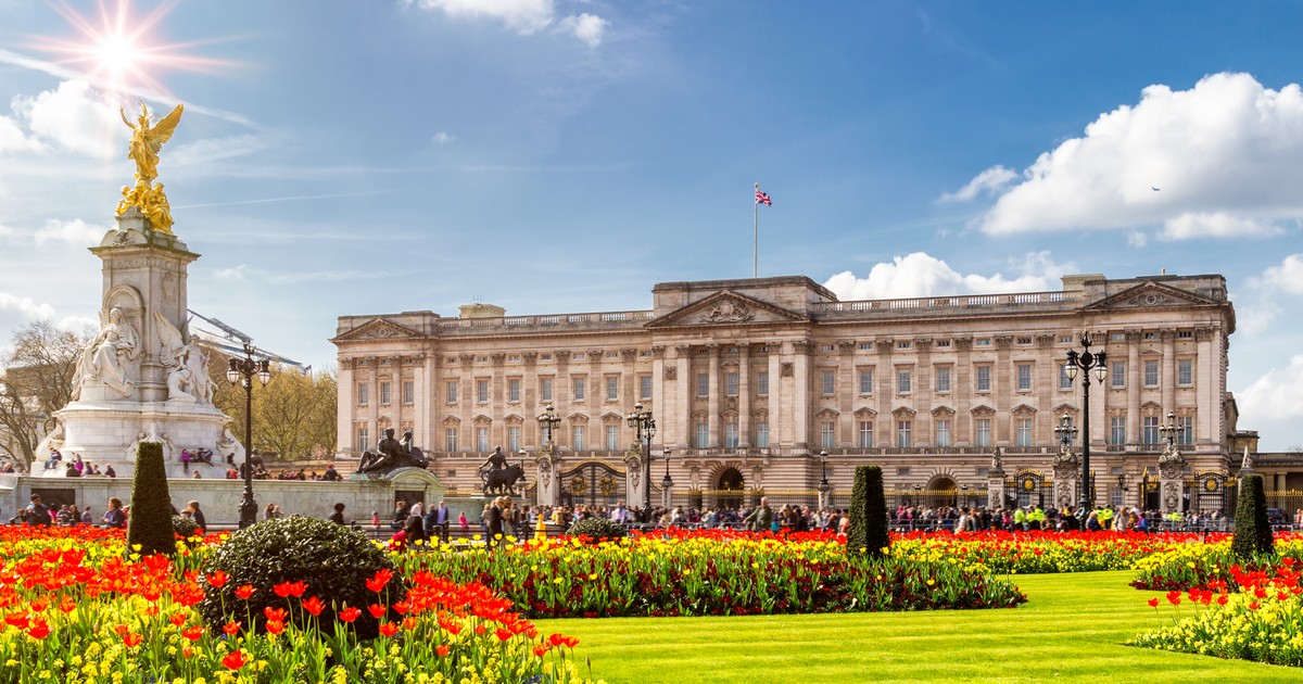 Elfajult a Buckingham-palota személyzetének karácsonyi bulija, durva verekedés tört ki