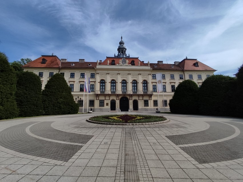 Sombor, zgrada Županije (Skupština opštine)