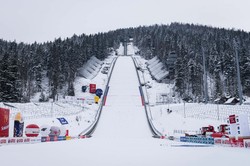Wielka Krokiew gotowa do zawodów. Co z kibicami?
