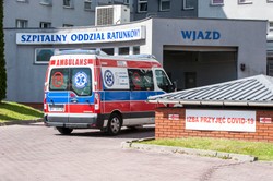 Ewakuacja z Indii. Dyplomaci trafili do szpitala MSWiA