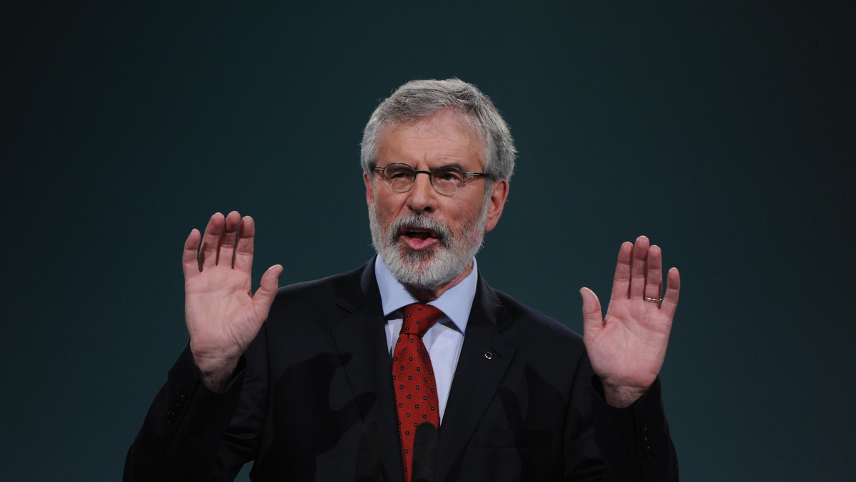 Przywódca partii Sinn Fein Gerry Adams zapowiedział wczoraj, że nie będzie ubiegał się o ponowny wybór na przewodniczącego tej partii na przyszłorocznym kongresie, a także nie będzie ponownie kandydował do parlamentu Irlandii w najbliższych wyborach.
