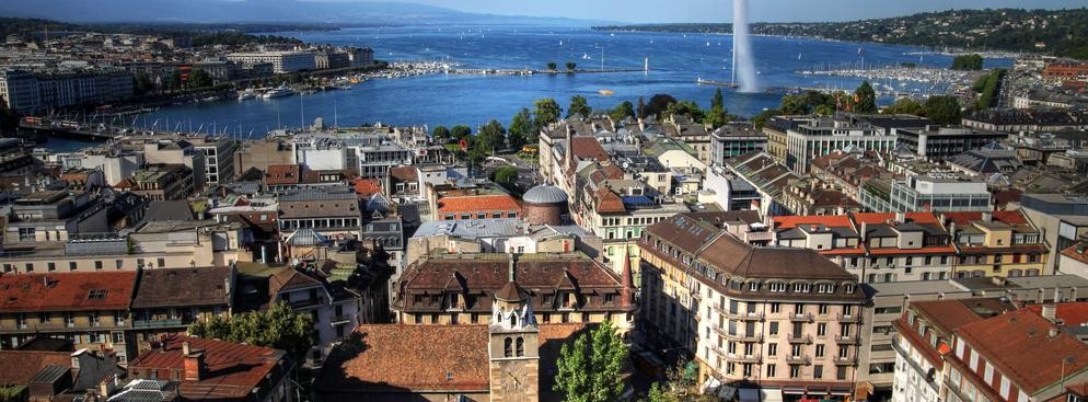 <strong>4. Genewa</strong>
<br><br>
Kilogram piersi z kurczaka w Genewie kosztuje prawie 80 zł. Z kolei za kilometr podróży taksówką zapłacimy średnio 15 zł. Wynajem kawalerki w centrum miasta to miesięczny wydatek rzędu 8 tys. zł.