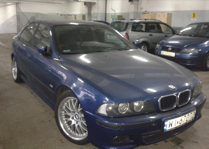 BMW 525i - 2002 rok - przebieg 243 226 km. Cena wywoławcza - 16 700 zł
