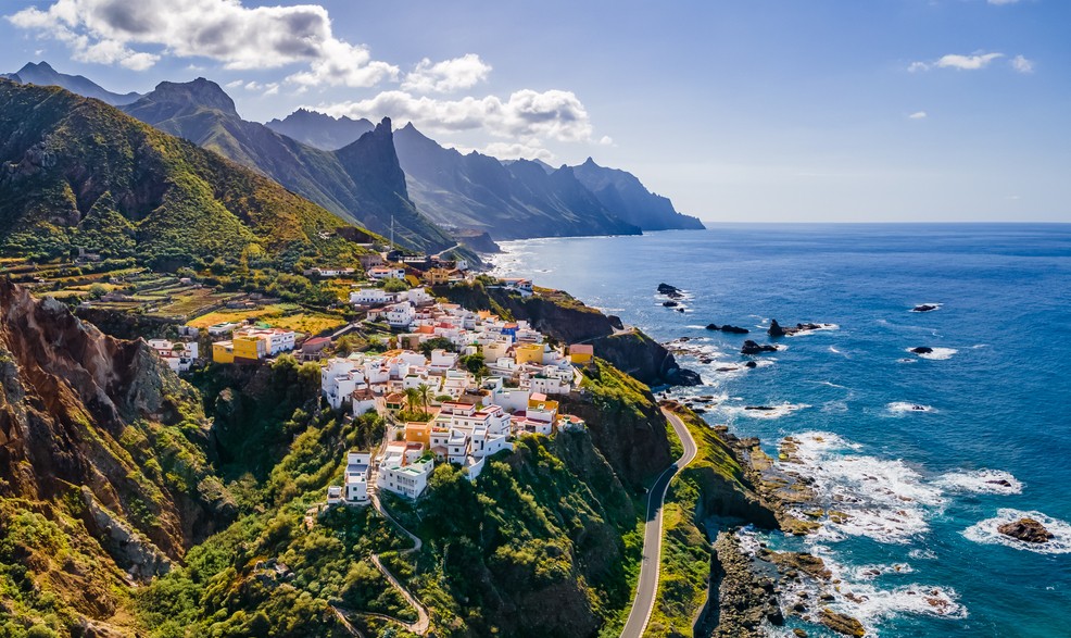 Tenerife je najväčším z Kanárskych ostrovov.