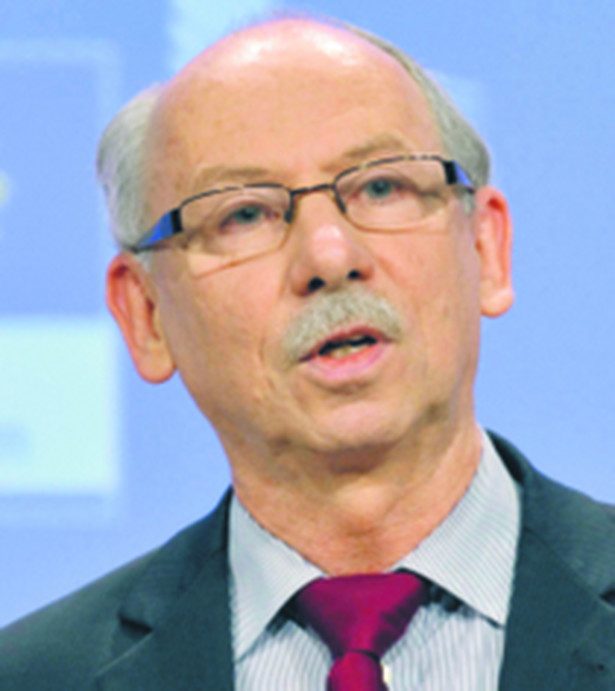 Janusz Lewandowski, komisarz ds. budżetu UE parlament europejski