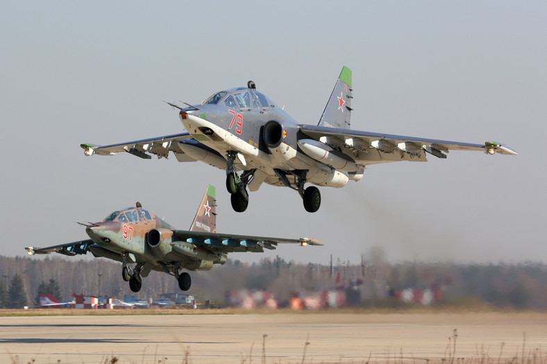 Samolot wsparcia Su-25 (koszt: 11 mln dol. za sztukę)