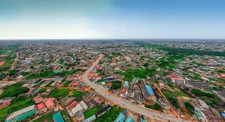 Sanwo-Olu inaugurates road linking 40 Ikorodu communities. [Premium Times]