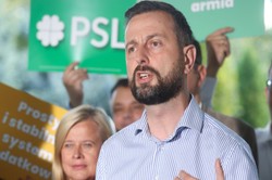 Kosiniak-Kamysz o aferze PiS: Mówili, że nawet mysz się nie przeciśnie, a oni po prostu handlowali wizami