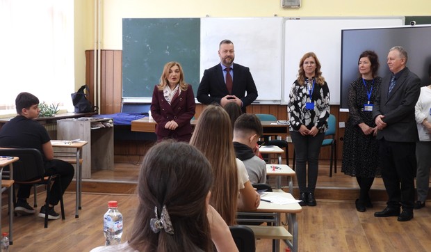 Proba male mature u Osnovnoj školi "Dositej Obradović" u Požarevcu