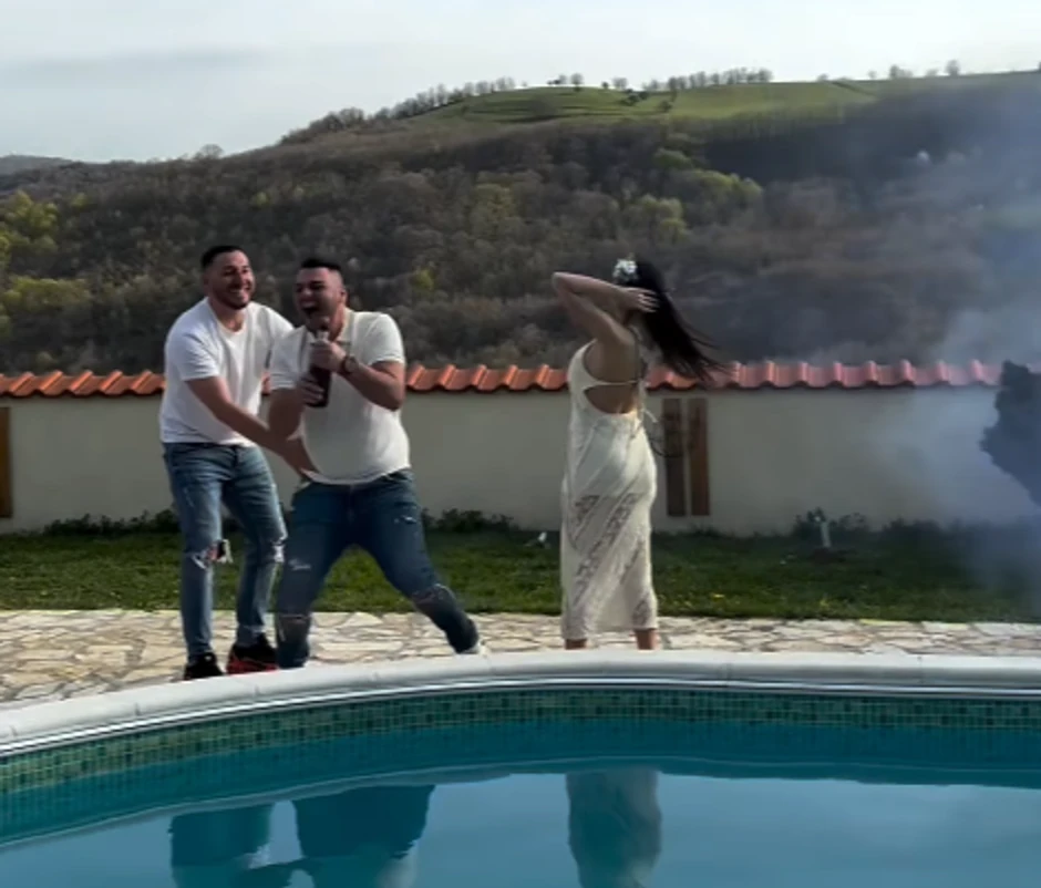 Adam Đogani postaje otac