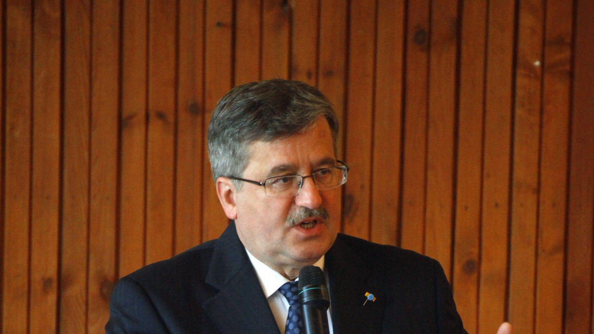 Prezydent Bronisław Komorowski podpisał nowelizację Kodeksu postępowania karnego, zwiększającą m.in. kontrolę nad stosowaniem podsłuchów.