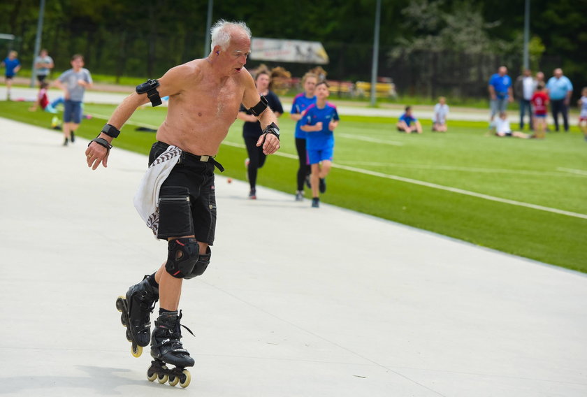 Włodzimierz Baj (71 l.) z Rudy Śląskiej jeździ na rolkach jak zawodowiec