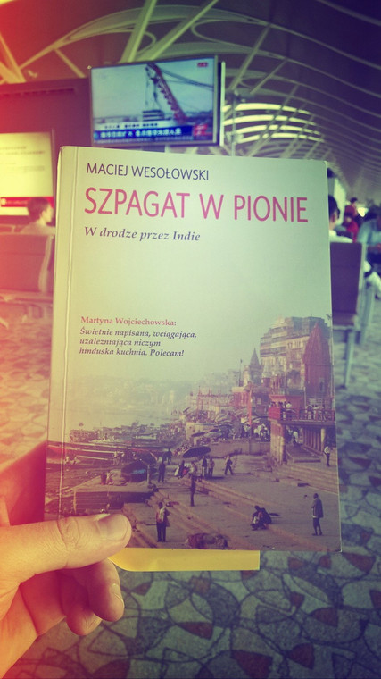 Maciej Wesołowski, "Szpagat w pionie"