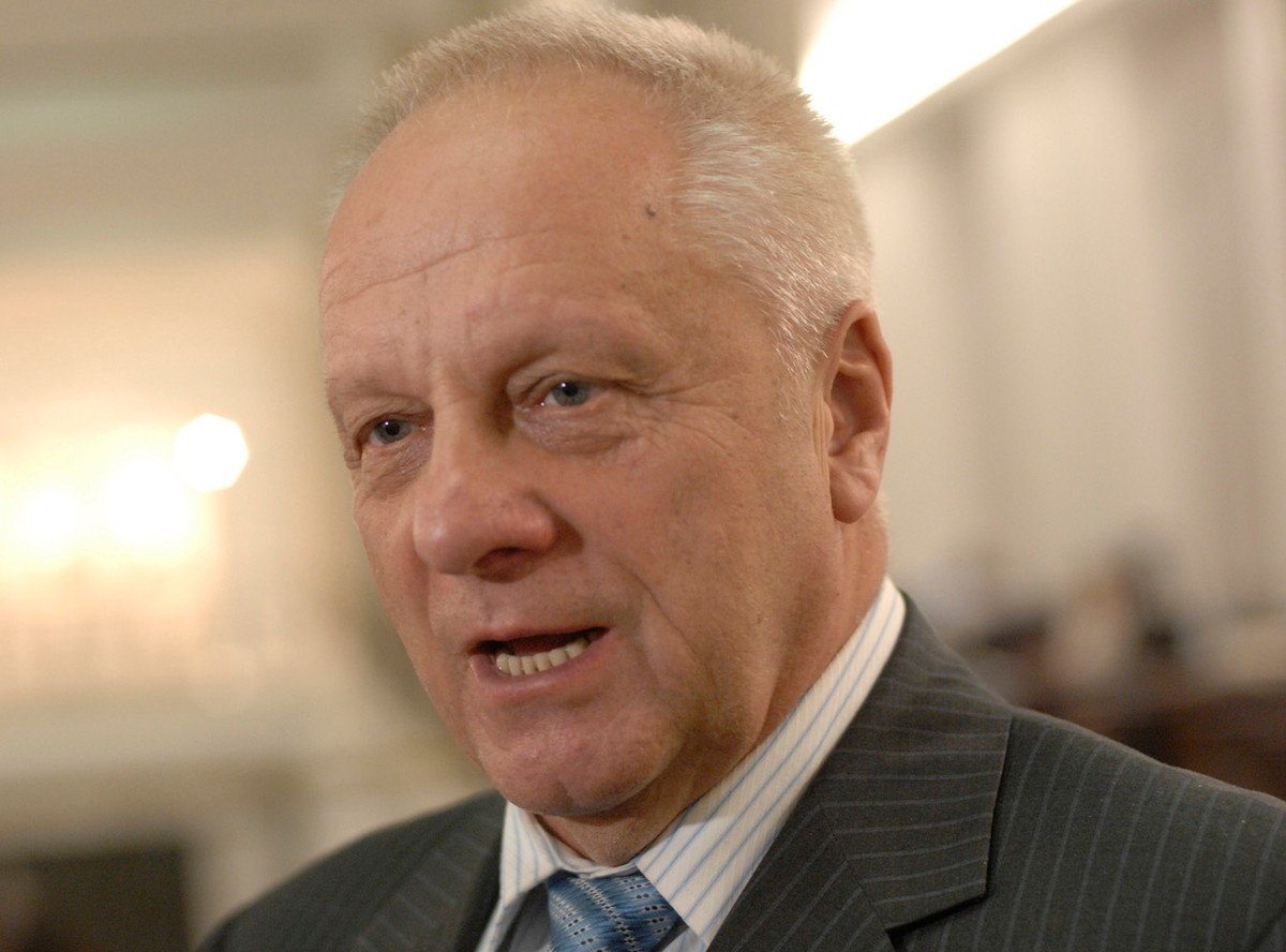 Niesiołowski Wałęsa wsparł Libertas