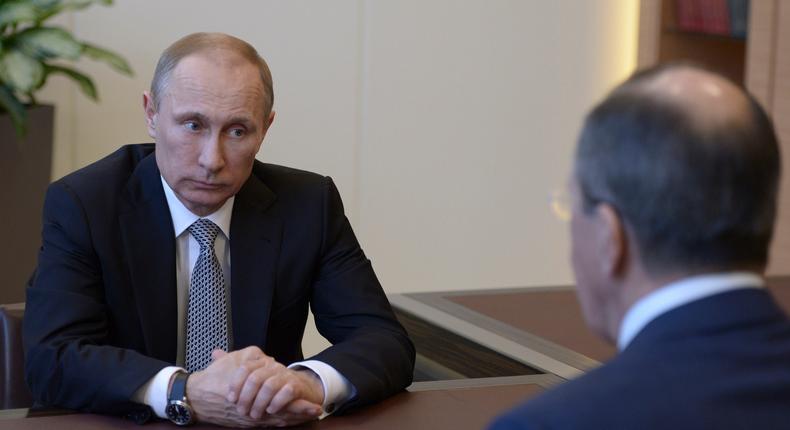 Russia's President Vladimir Putin (L) meets with Foreign Minister Sergei Lavrov at the Bocharov Ruchei state residence in Sochi, March 10, 2014.REUTERS/Alexei Nikolskyi/RIA Novosti/Kremlin 