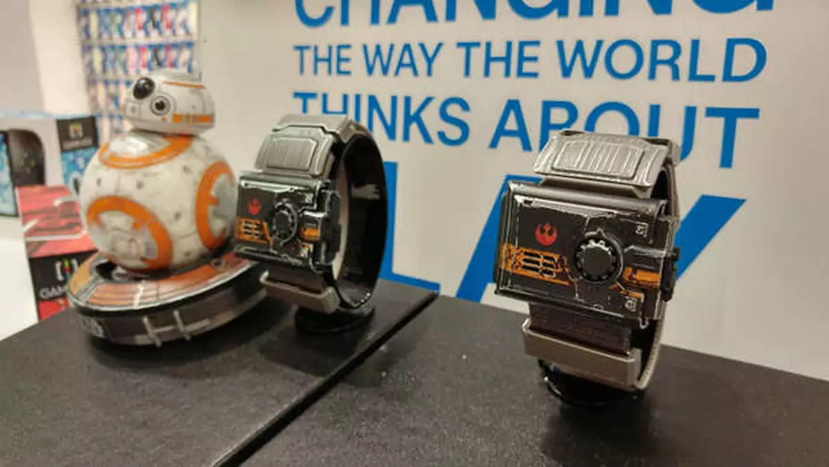 Sphero Force Band - zegarek do sterowania robotem BB-8 (IFA 2016)