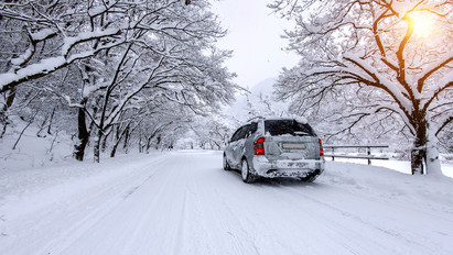 Közel 6 ezer autós kért segítséget az idei téli szezonban