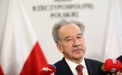 "Trudno się dziwić, że w internecie radzą, jak zabezpieczyć się przed sfałszowaniem przez kogoś głosu"