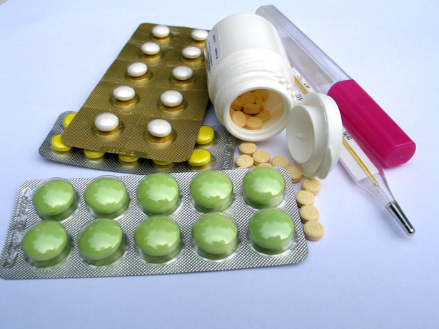 Z deklarowanych przez firmy farmaceutyczne 9,5 tys. leków, których dokumentacja do końca roku 2008 miała być dostosowana do prawa unijnego, ponownie zarejestrowanych zostało 6,7 tys.