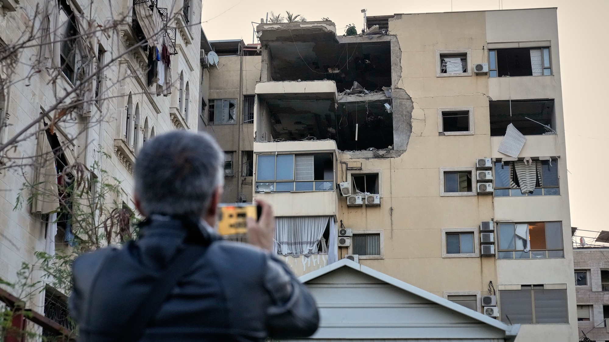 Izrael útočil na ciele v Libanone. 