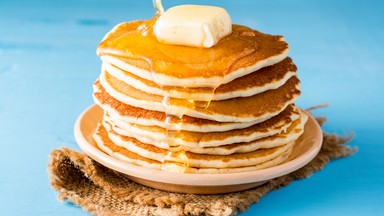 Pancakes na śniadanie! Mamy przepis na dietetyczyną wersję