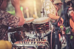 Z Jamajki muzyka, co miauczy i utyka. W Polsce nie brakuje naśladowców Marleya