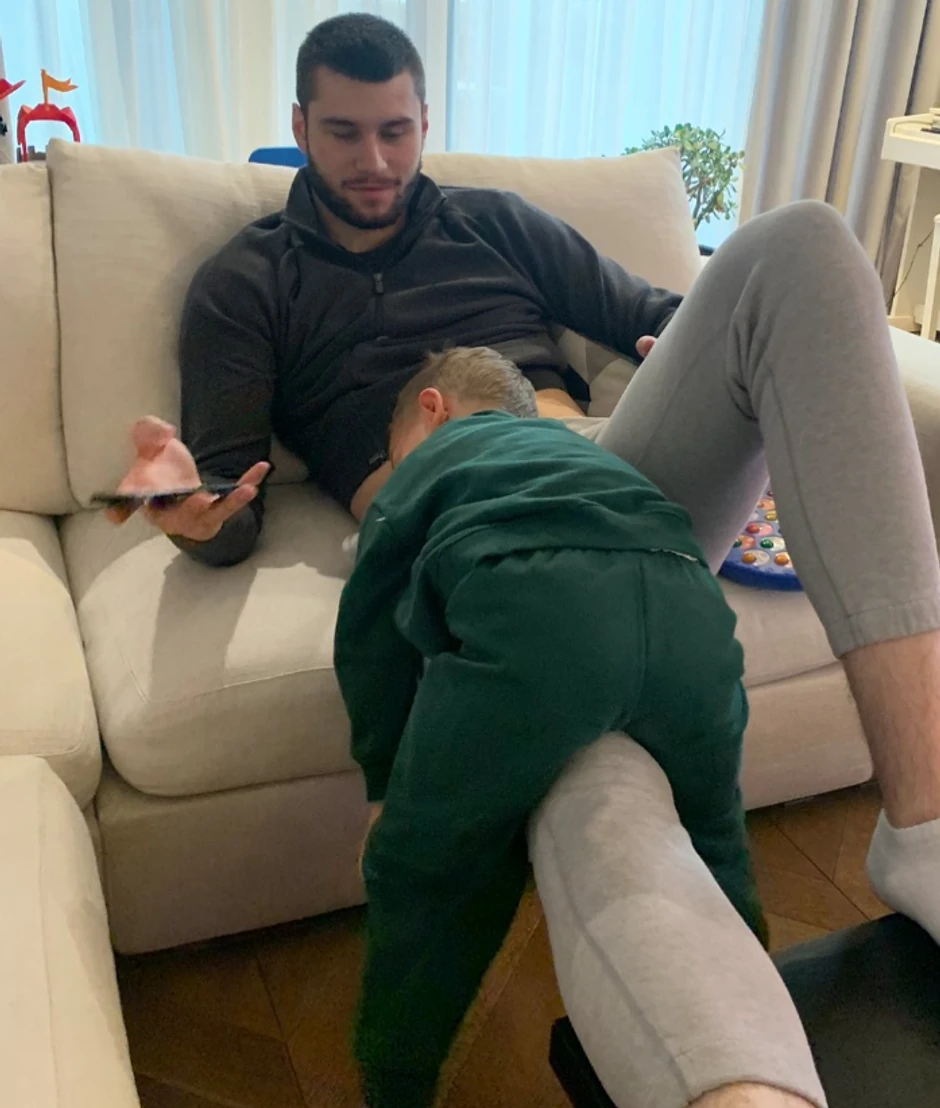 Mario Nakić sa malim Aleksandrom Živojinovićem