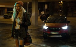 Opel napędza nowy polski serial kryminalny Ultraviolet. Zobacz, czym jeżdżą gwiazdy