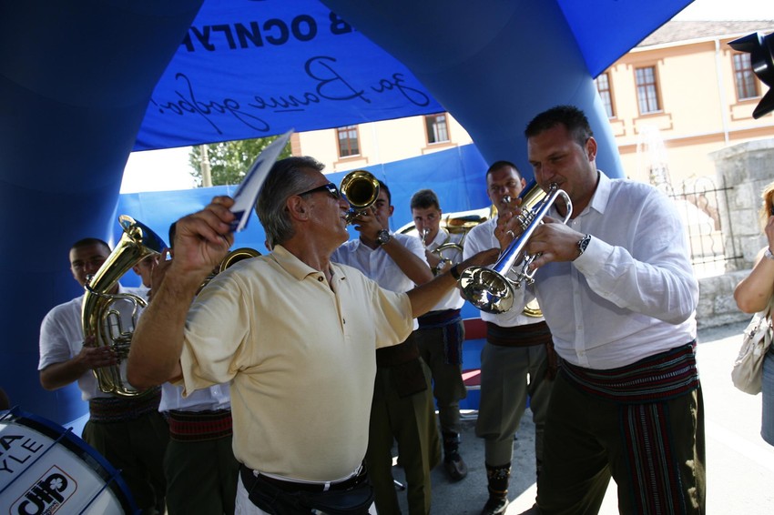 Petrović svira na uvce legendi Miroslavu Iliću