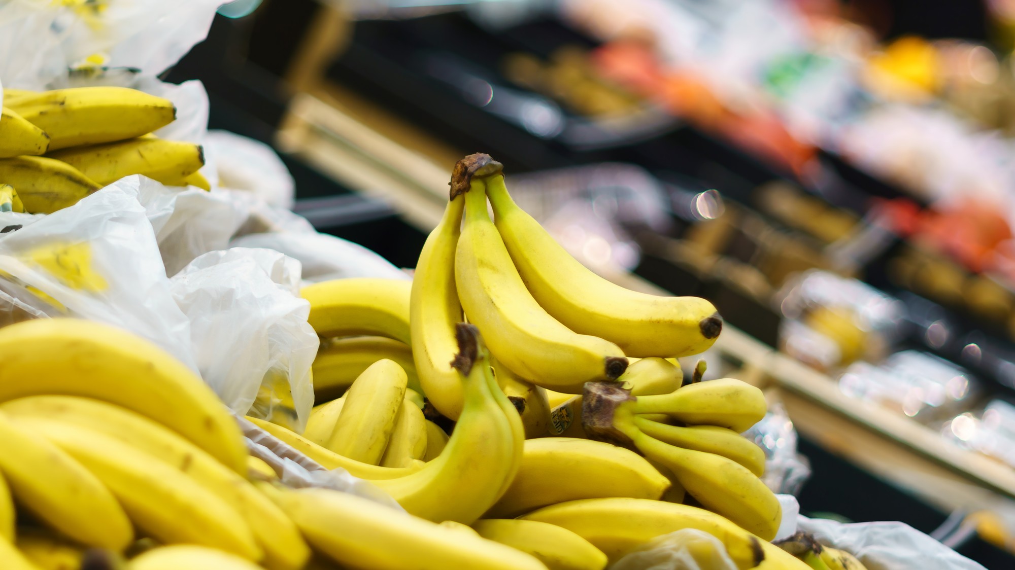 Čitateľ tvrdí, že vyššie ceny za banány sú aj v Česku. (ilustračné foto)