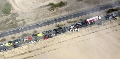 40 aut zderzyło się na autostradzie