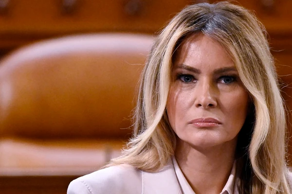 NOVA DRAMA! Žene u porodici Tramp ODBACILE MELANIJU? Ivanka objavila OVU SLIKU i jedan detalj svima upao u oko: Prva dama nije se pojavila na važnom slavlju, ali je ONA BILA MEĐU GOSTIMA