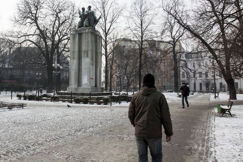 Pikieta ws usunięcia pomnika żołnierzy radzieckich z pl. Wolności w Katowicach