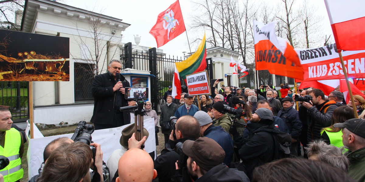 Protest pod Ambasadą Rosji w Warszawie